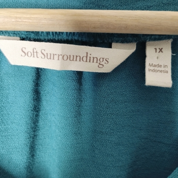 Soft Surroundings Liza Tunic Top Women’s 1X Teal Blue Dragonfly V-Neck Flowy - Picture 7 of 8